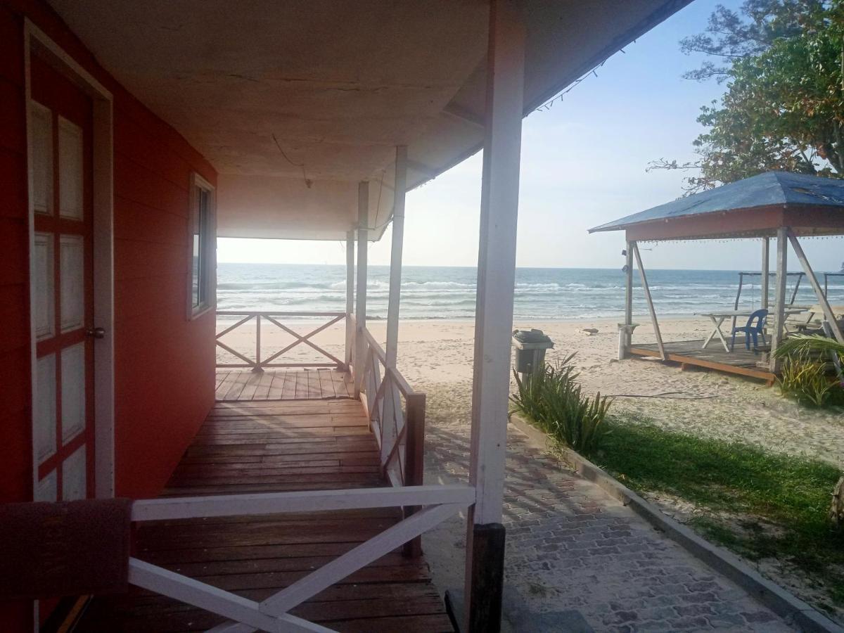 Tumombuvoi Homestay Tiga Papan Εξωτερικό φωτογραφία